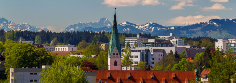 St.-Mang-Kirche Sommer Berge