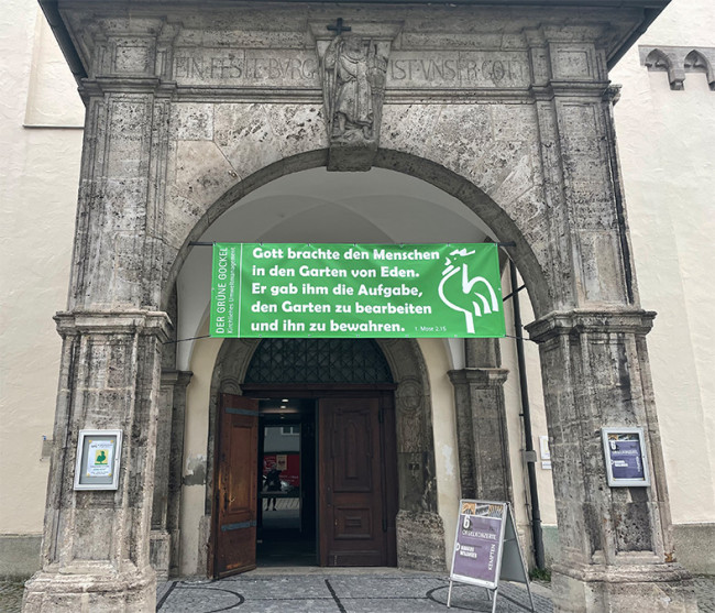 Banner „Der Grüne Gockel"