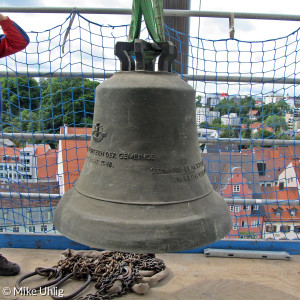 Modell der Pax-Glocke auf dem St.-Mang-Platz